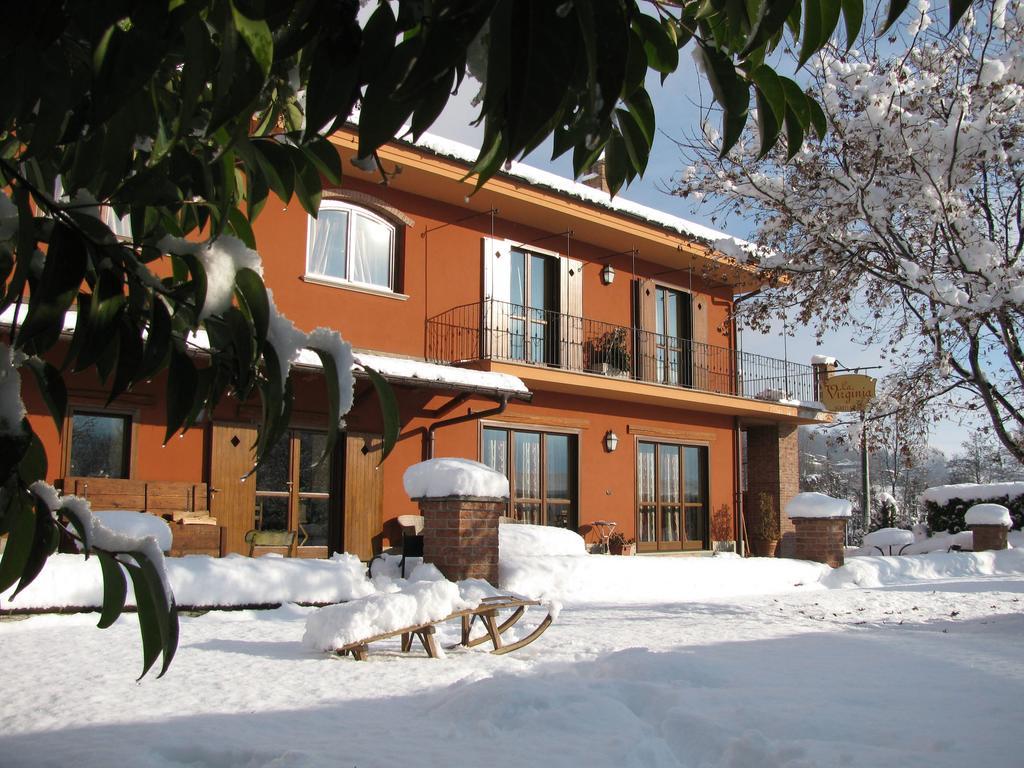 Villa Agriturismo La Virginia à Revello Extérieur photo